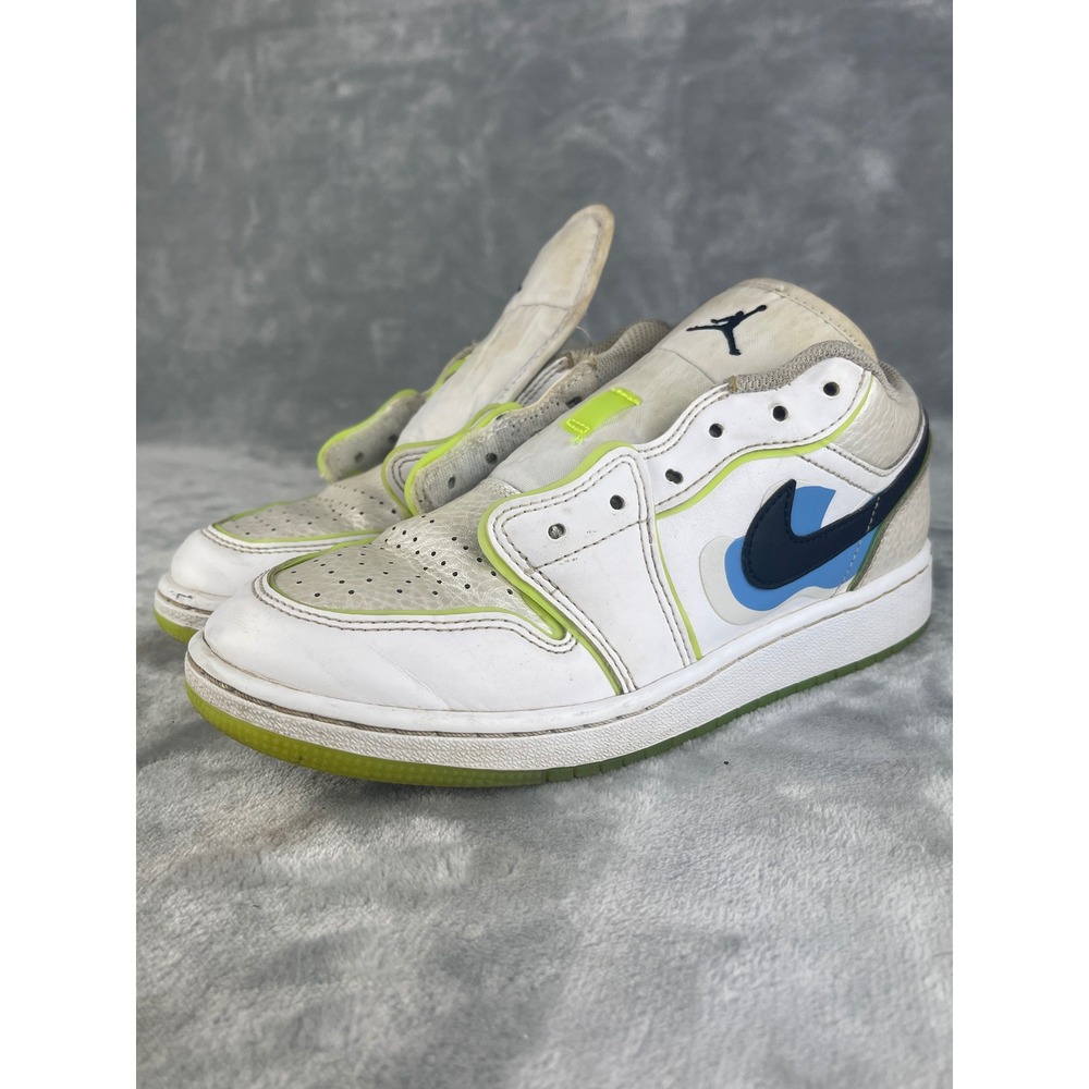 Jordan 1 Low SE Sneakers Youth 5Y White Electric Green Fair DV1324-117 Low Top - Picture 1 of 8